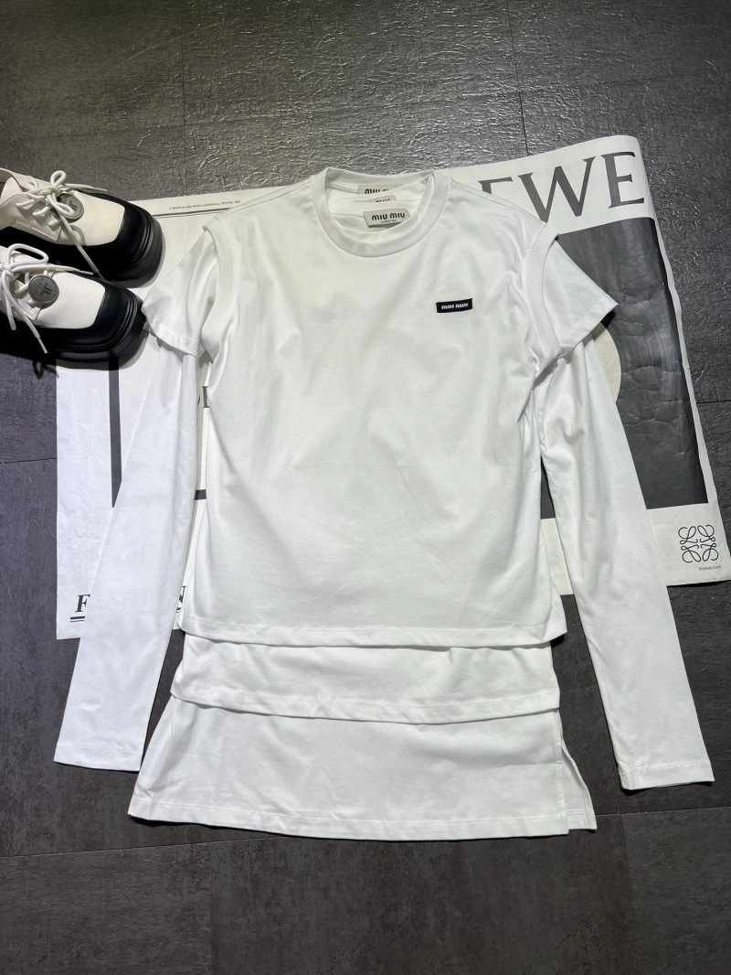 Miu Miu T-Shirts WeatherProof 156138