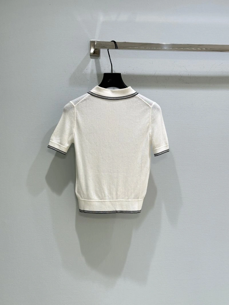 Miu Miu T-Shirts Sophisticated 156144
