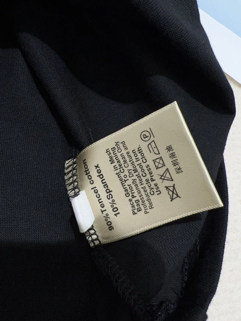 Miu Miu T-Shirts Lightweight 156118