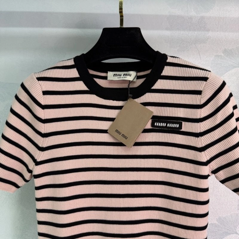 Supportive Miu Miu T-Shirts 156111