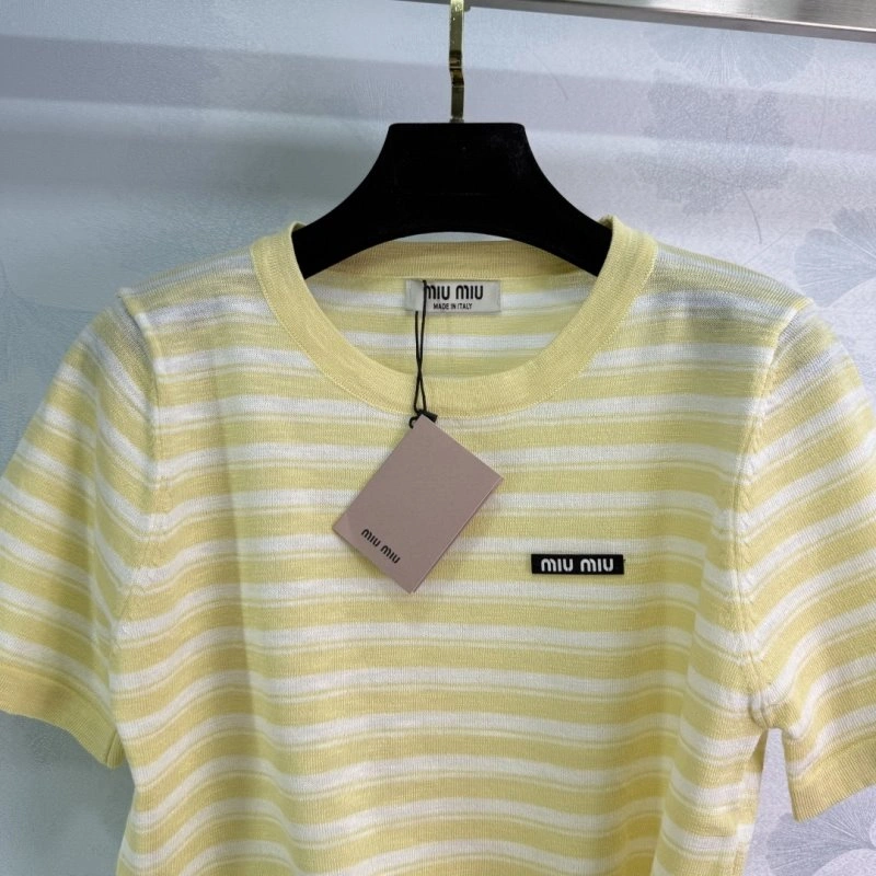 Miu Miu T-Shirts GoodFit 156123