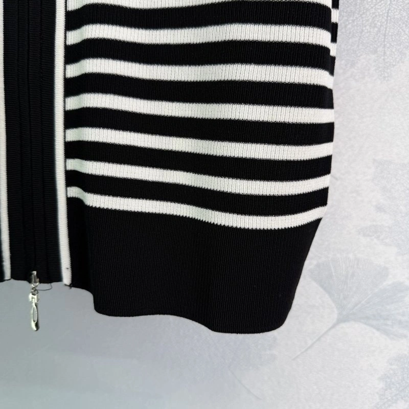 Miu Miu T-Shirts Breathable 156092