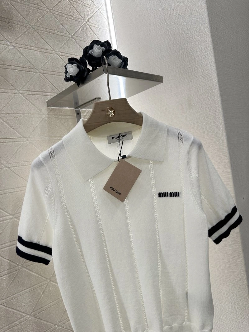 Miu Miu T-Shirts Bright 156150
