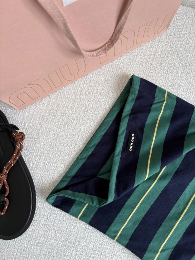 Trendsetting Miu Miu T-Shirts 156086