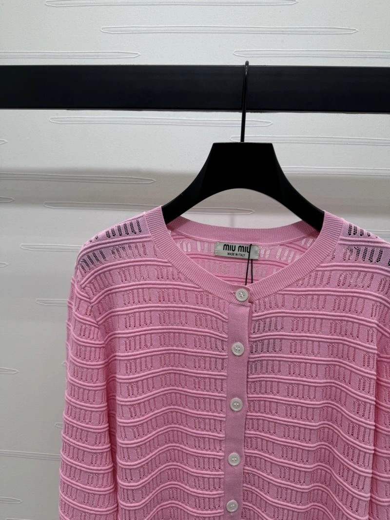 Miu Miu T-Shirts Chic 156083
