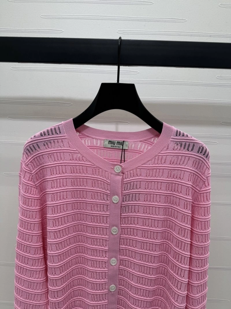 Miu Miu T-Shirts Chic 156083