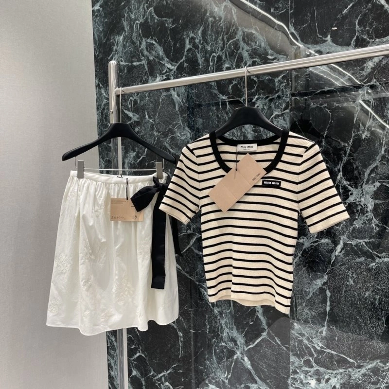 Miu Miu T-Shirts Supportive 156070