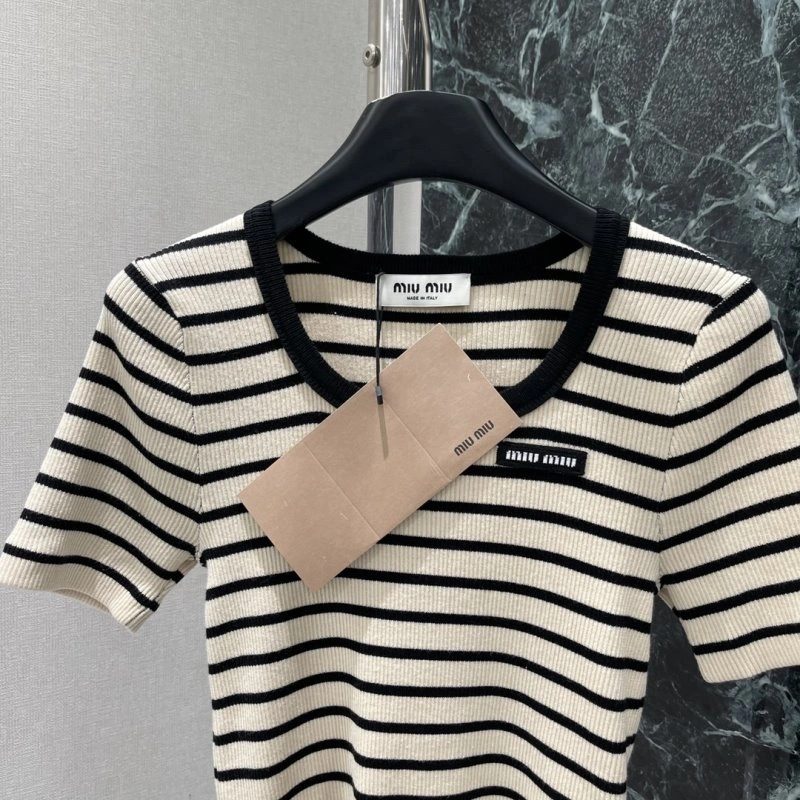 Miu Miu T-Shirts Supportive 156070