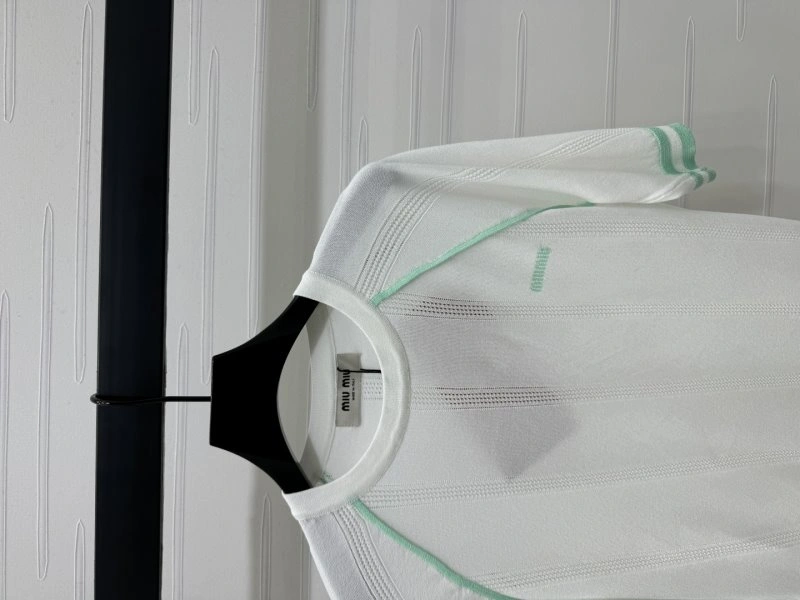 Miu Miu T-Shirts GoAnywhere 156066