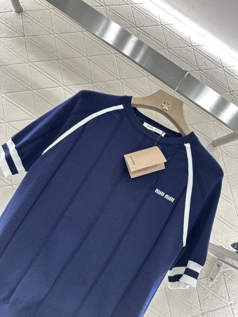 Breathable Miu Miu T-Shirts 156194