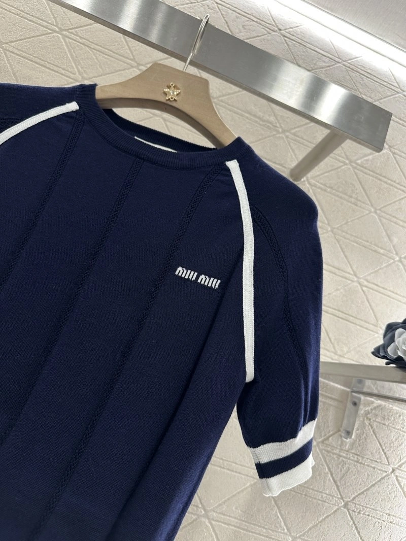 Breathable Miu Miu T-Shirts 156194