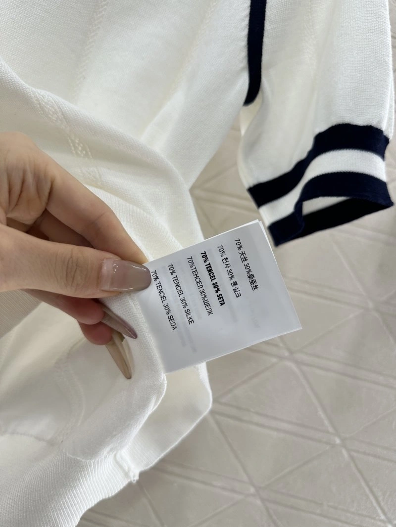 Flexible Miu Miu T-Shirts 156060