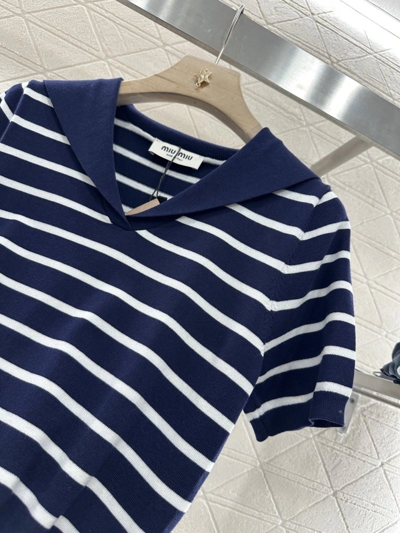 Miu Miu T-Shirts ModernLook 156055