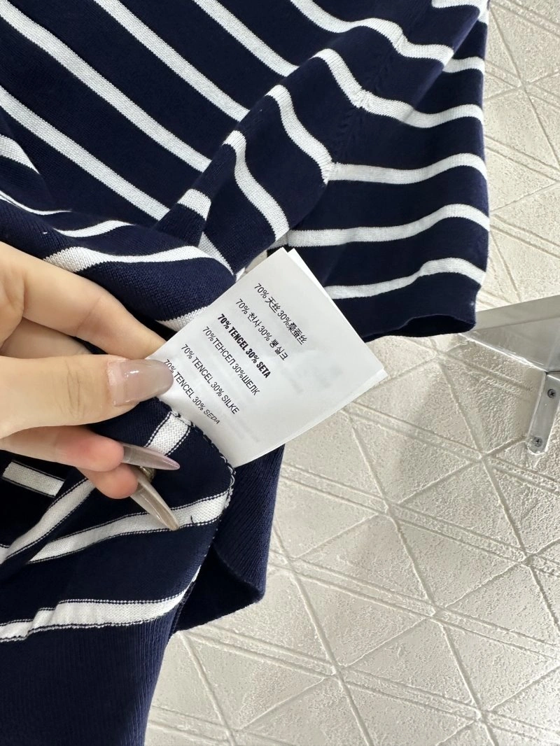 Miu Miu T-Shirts ModernLook 156055