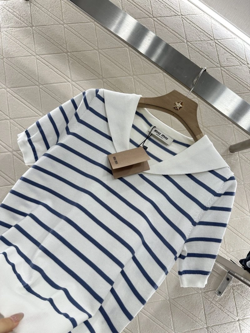 Miu Miu T-Shirts Durable 156054