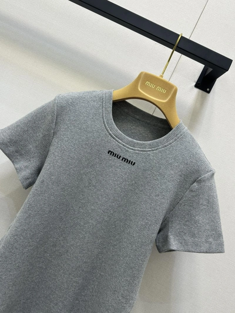 Miu Miu T-Shirts Original 148630