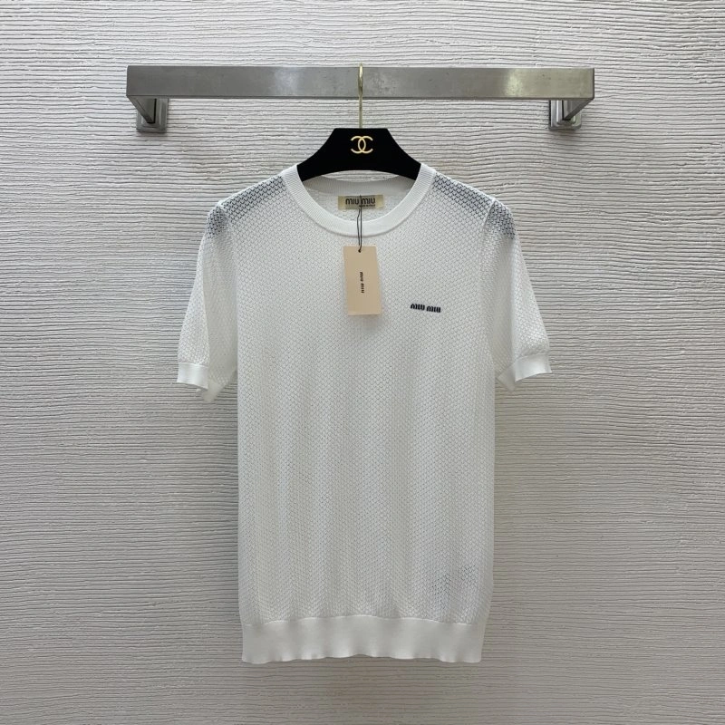 Miu Miu T-Shirts Lightweight 148626