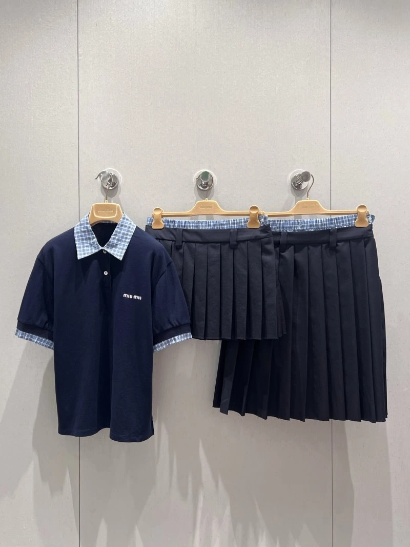 WellDesigned Miu Miu T-Shirts 148616