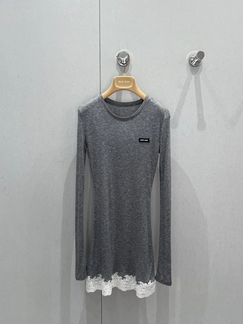 Miu Miu T-Shirts Stretchable 148622