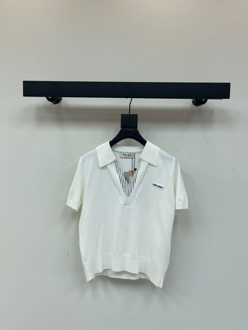Versatile Miu Miu T-Shirts 148611