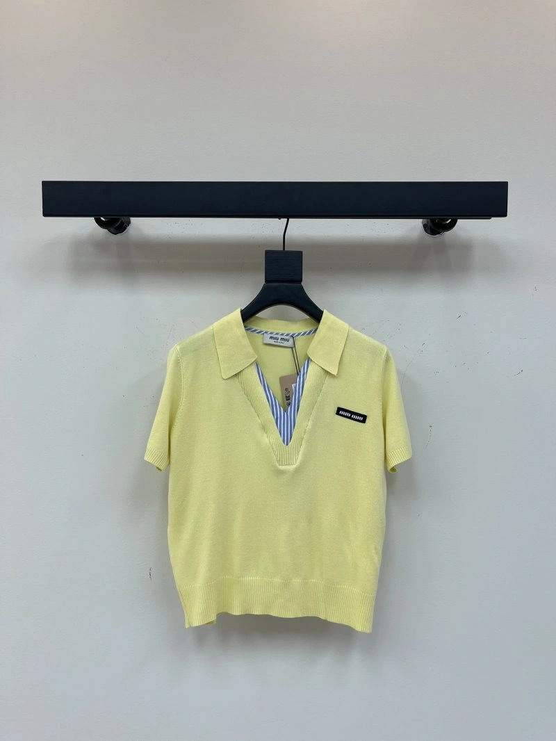 Versatile Miu Miu T-Shirts 148611