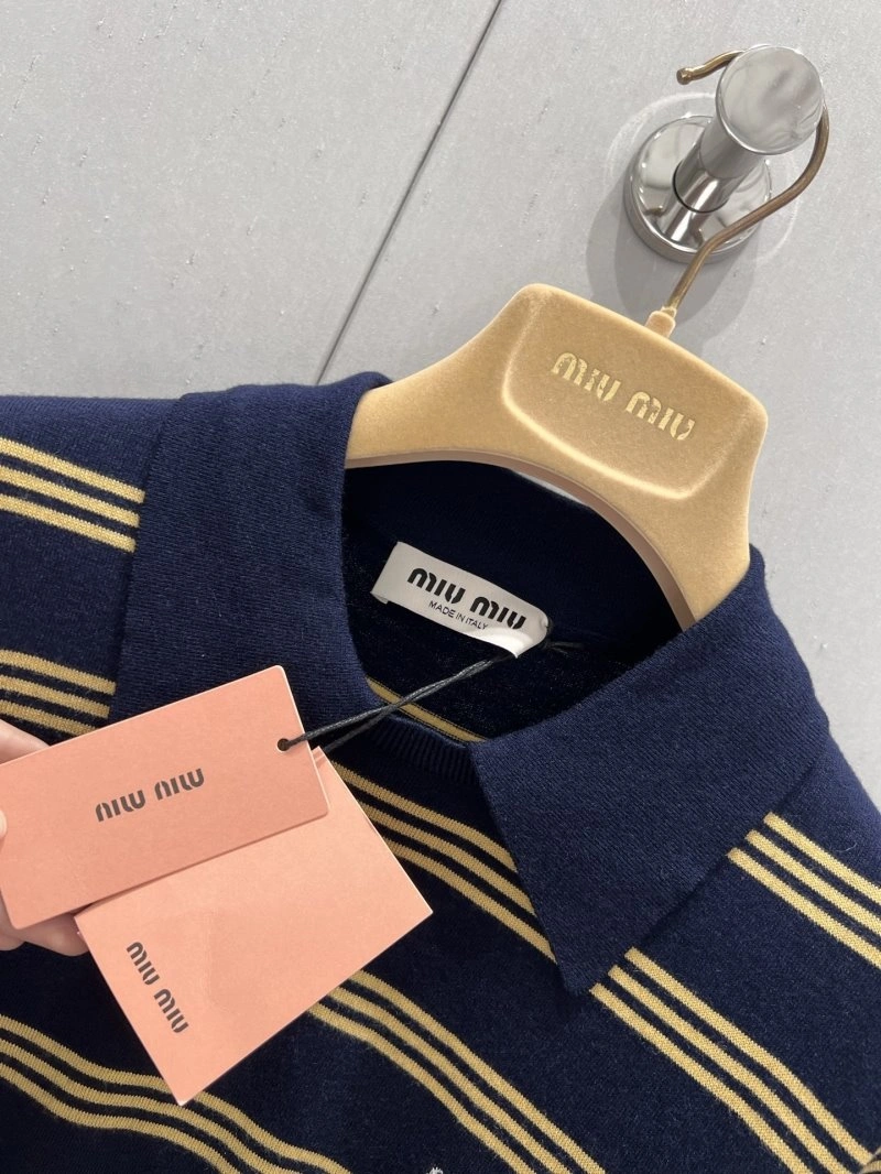 Vibrant Miu Miu T-Shirts 148605