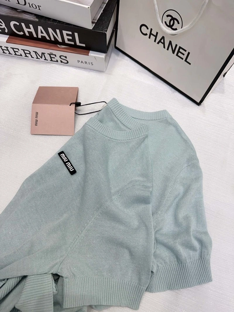 Miu Miu T-Shirts GoAnywhere 148582
