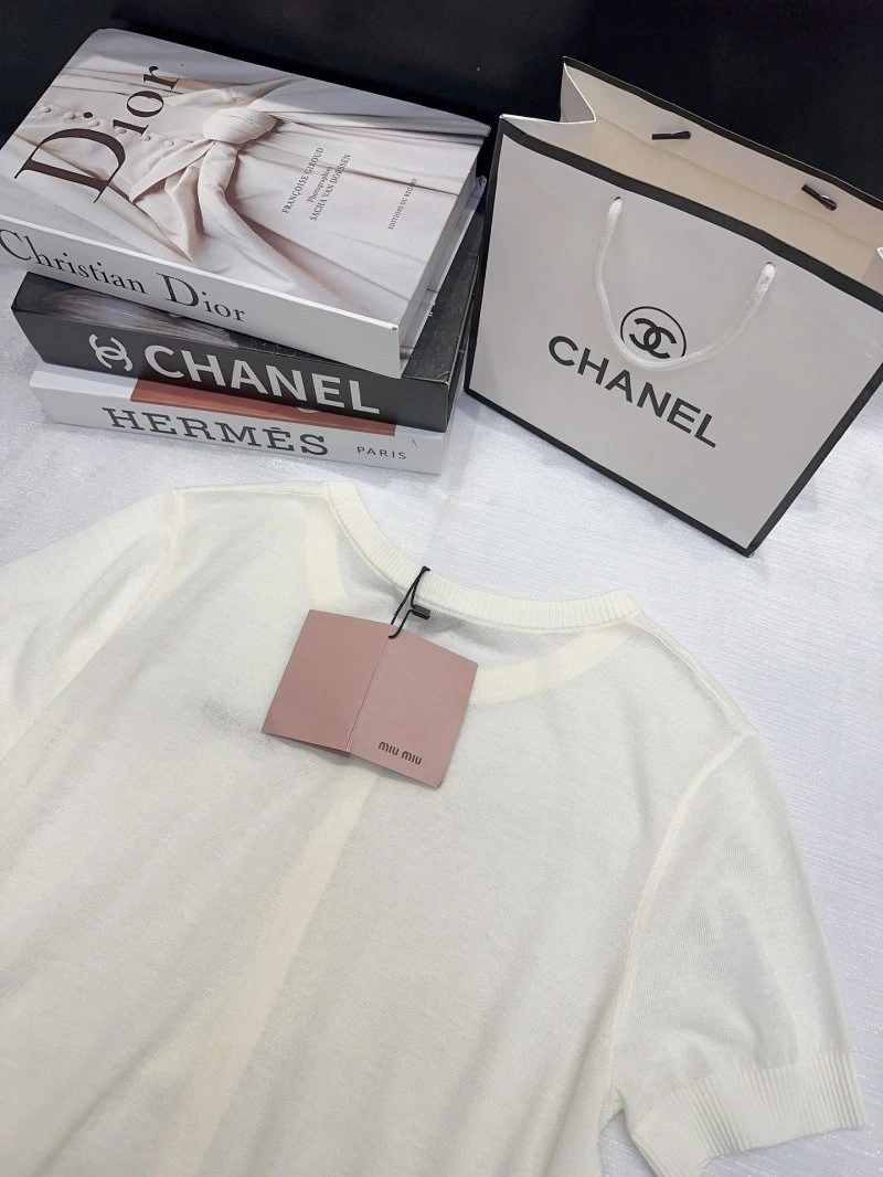 Miu Miu T-Shirts Tailored 148601