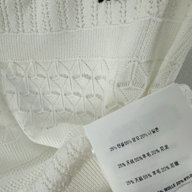 Miu Miu T-Shirts Original 148573