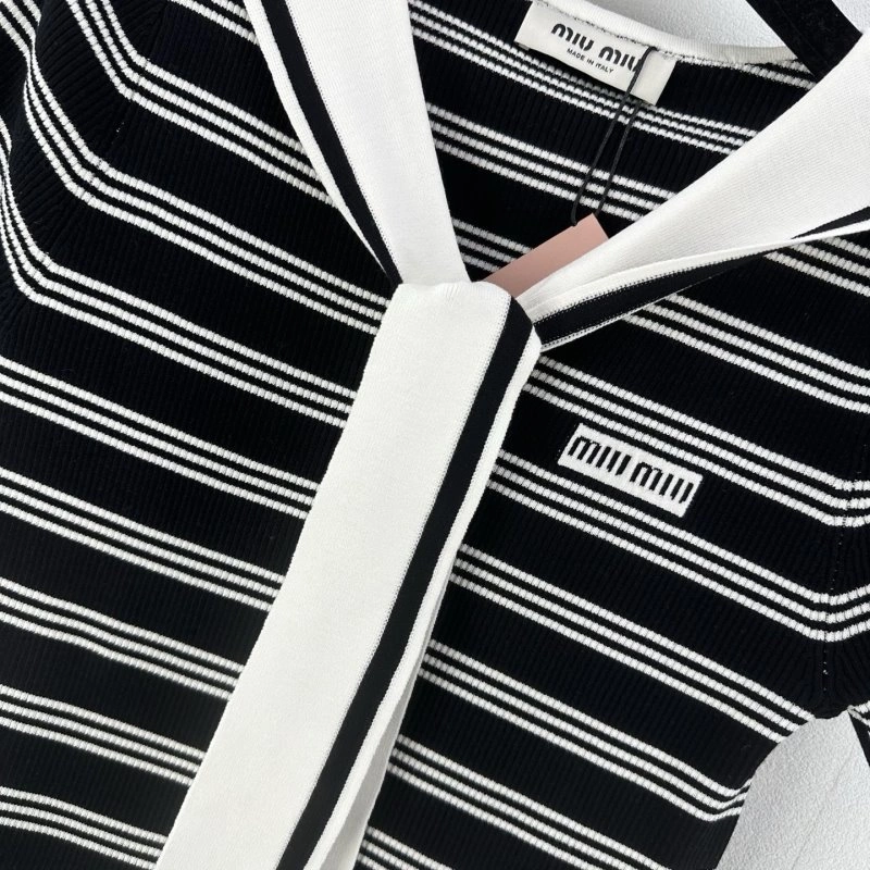 Miu Miu T-Shirts Durable 148567