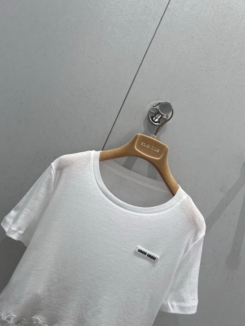 Miu Miu T-Shirts Seasonal 148563