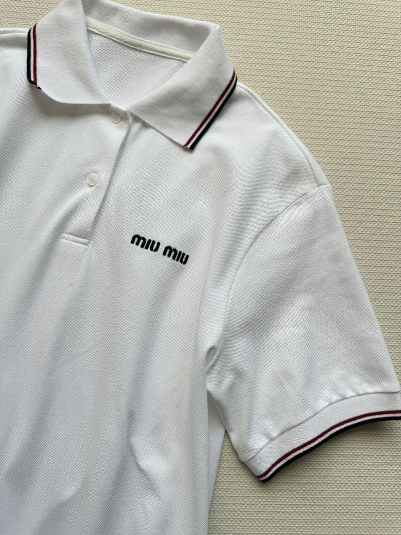 Miu Miu T-Shirts Minimalist 148566