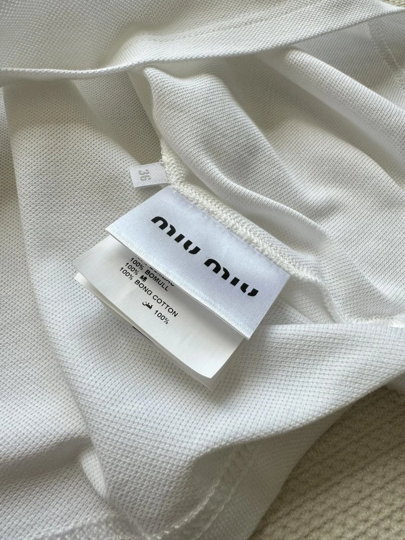 Miu Miu T-Shirts Minimalist 148566