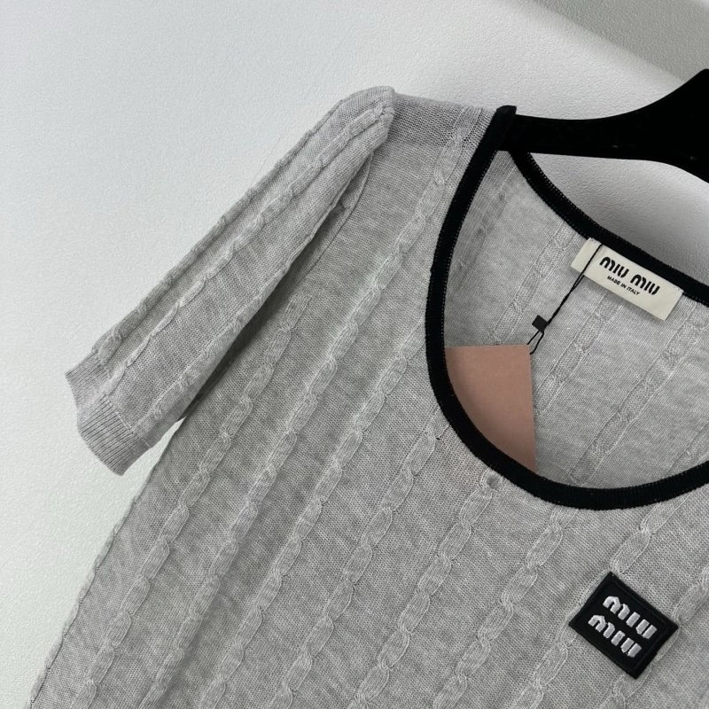 Miu Miu T-Shirts Efficient 148546