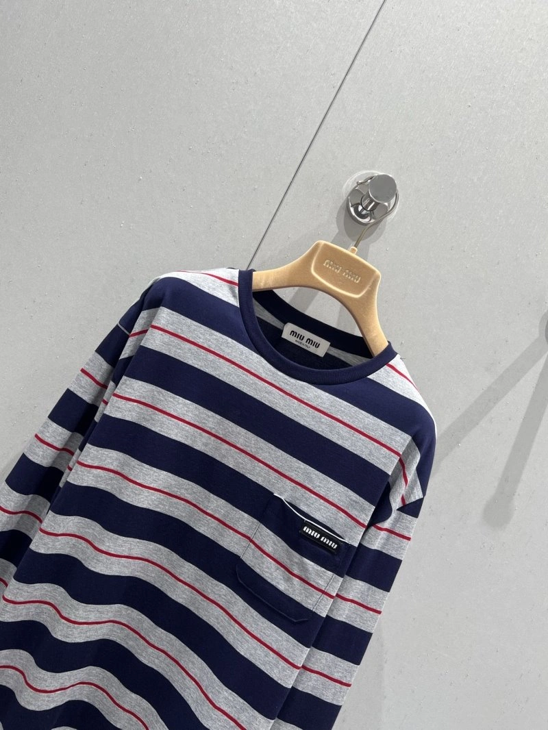 Miu Miu T-Shirts Attractive 148561