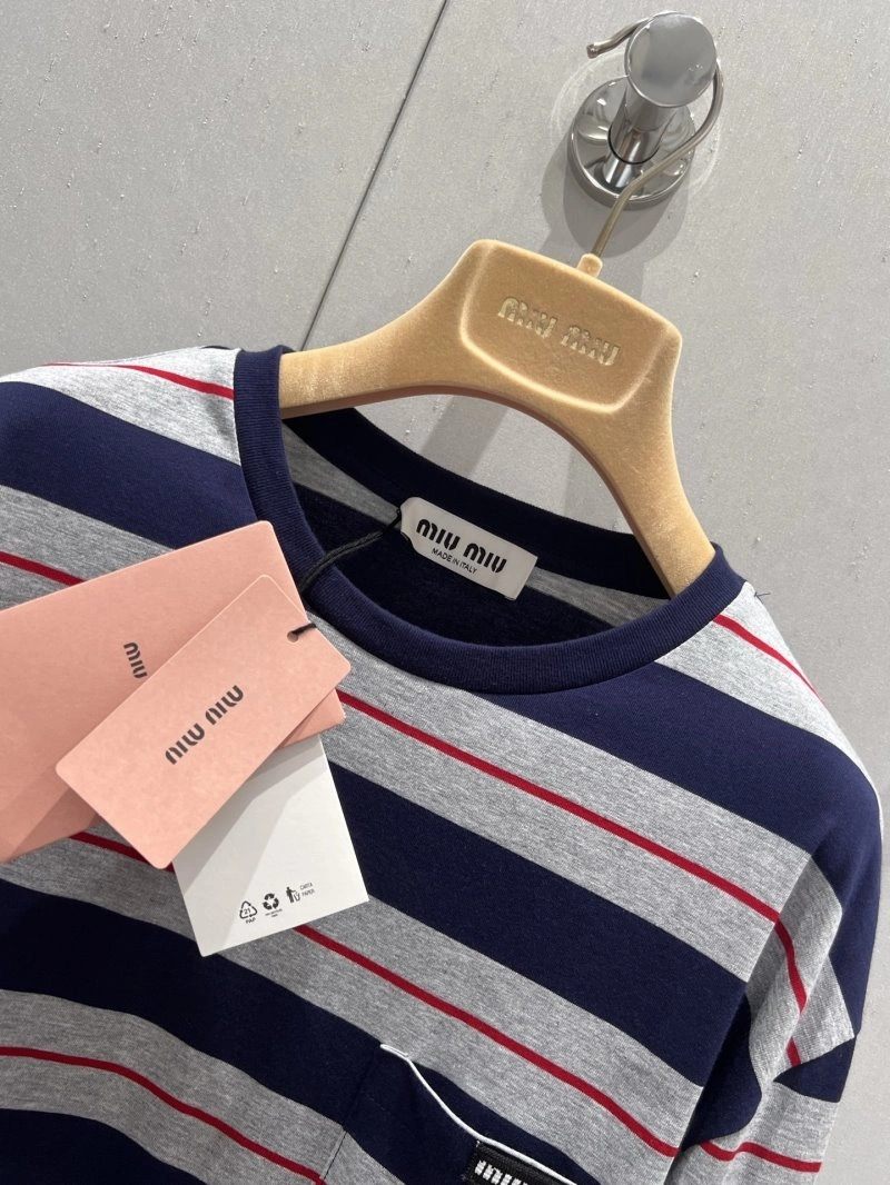 Miu Miu T-Shirts Attractive 148561