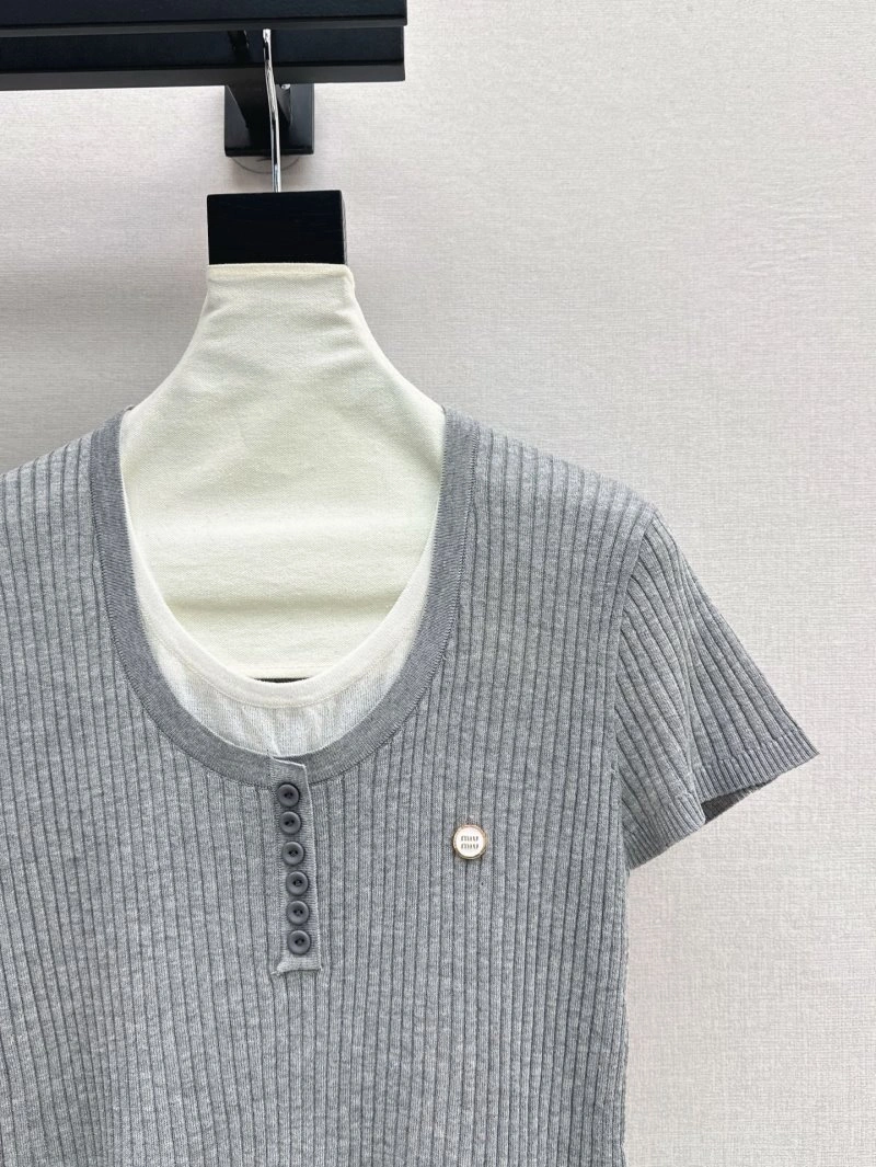 Miu Miu T-Shirts ModernLook 148531