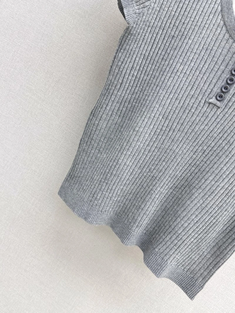 Miu Miu T-Shirts ModernLook 148531