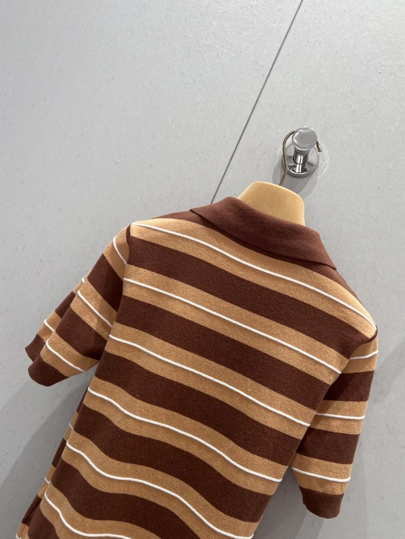Sleek Miu Miu T-Shirts 148511