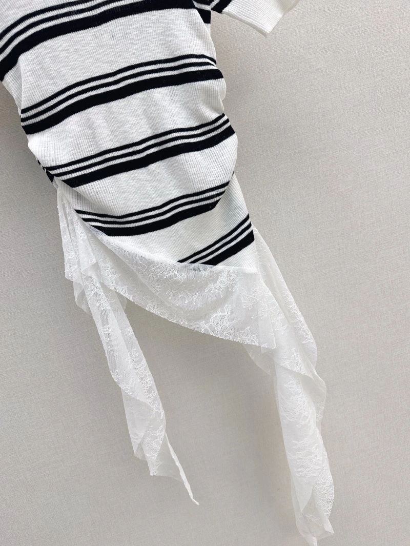 Miu Miu T-Shirts Sophisticated 148508