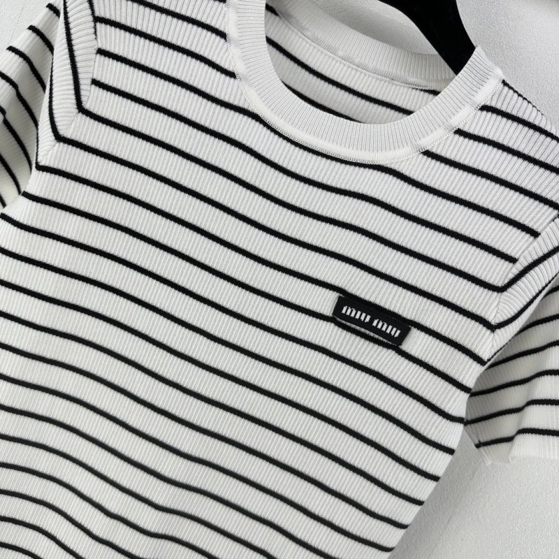 Miu Miu T-Shirts Popular 148496