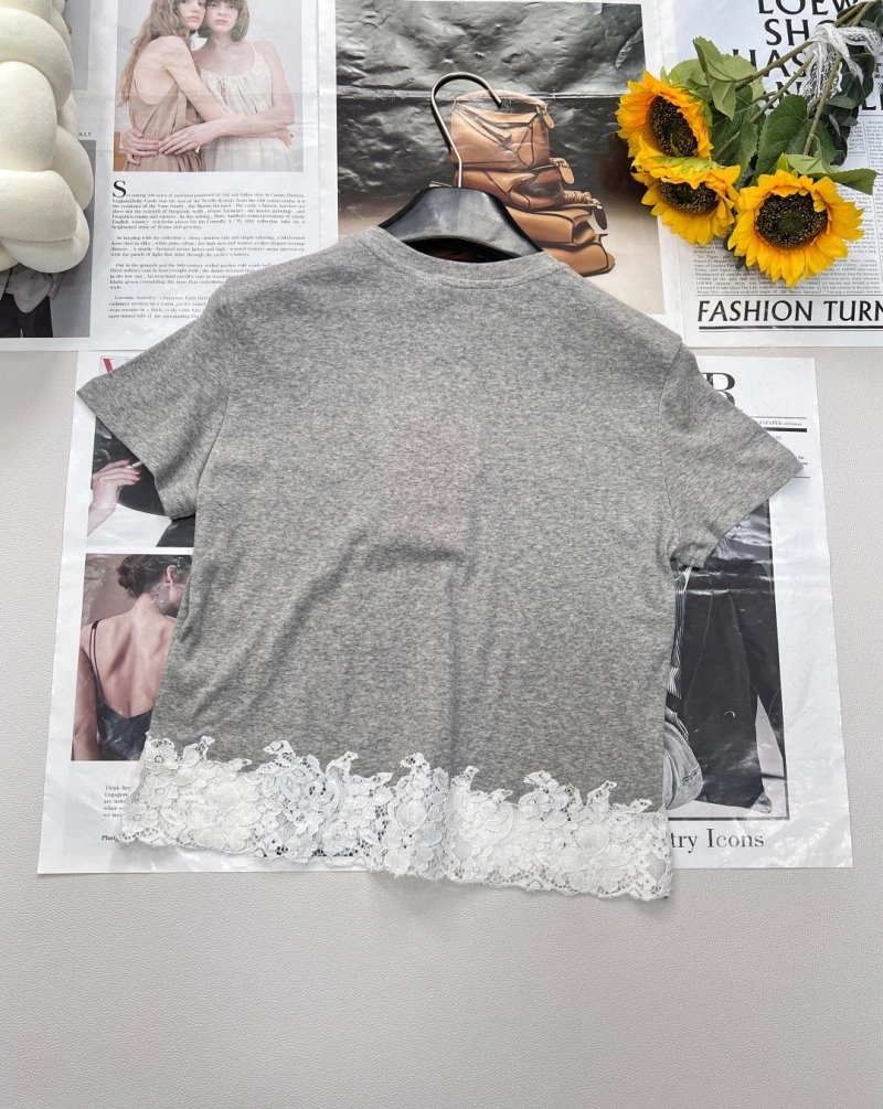 Effortless Miu Miu T-Shirts 148500