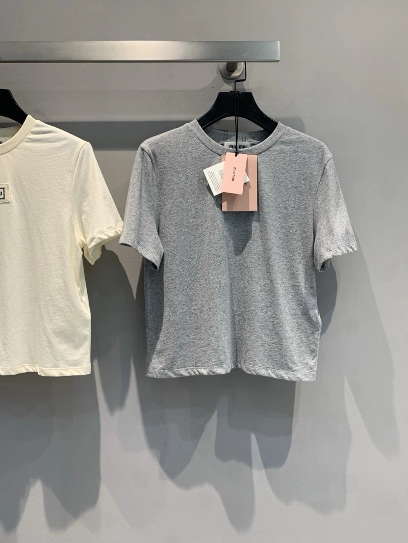Miu Miu T-Shirts Durable 148465