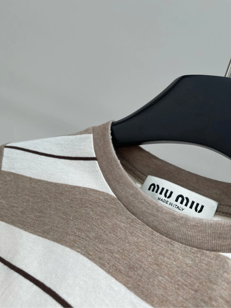 Miu Miu T-Shirts Unisex 148470