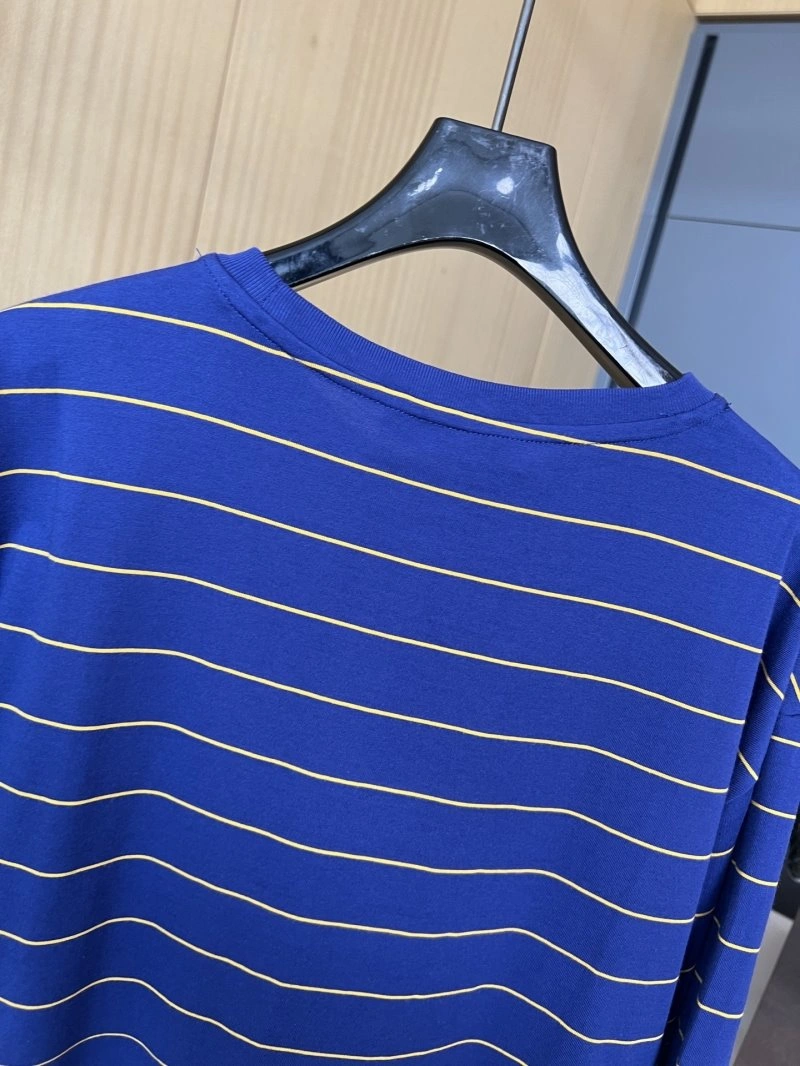 Miu Miu T-Shirts Breathable 148458