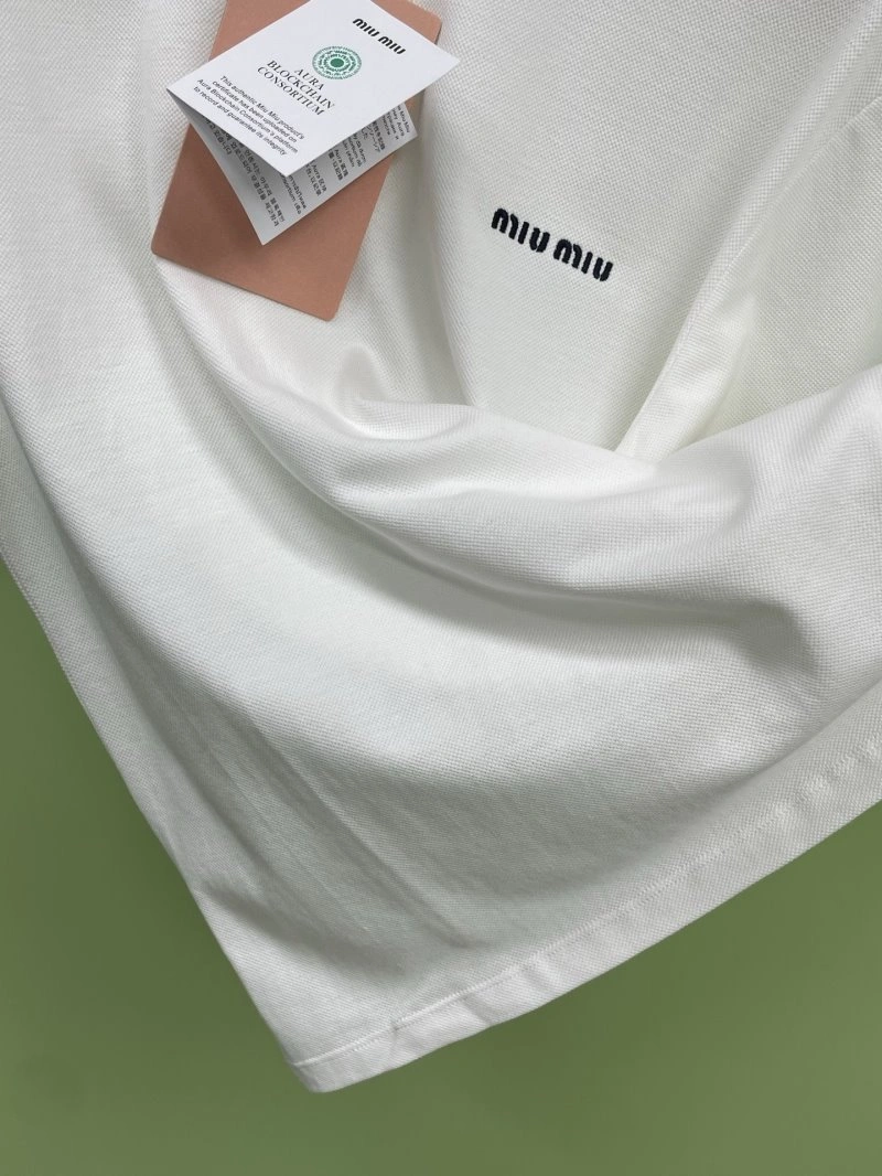 Miu Miu T-Shirts Unisex 148456