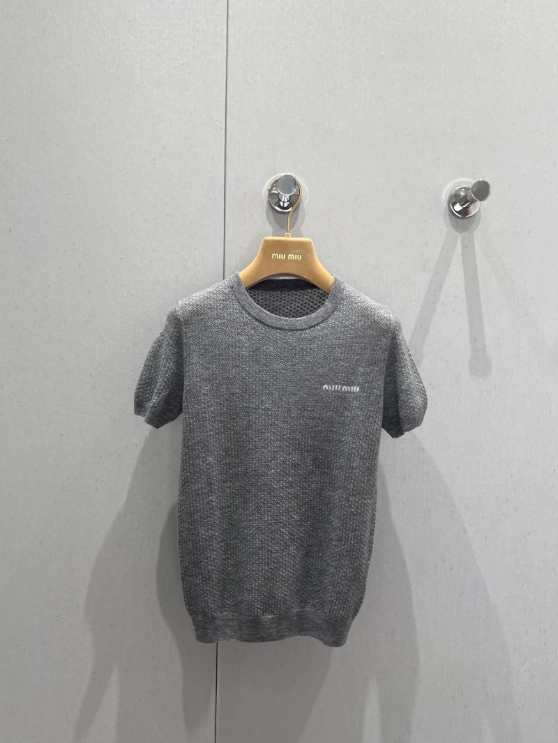 Miu Miu T-Shirts UrbanStyle 148432