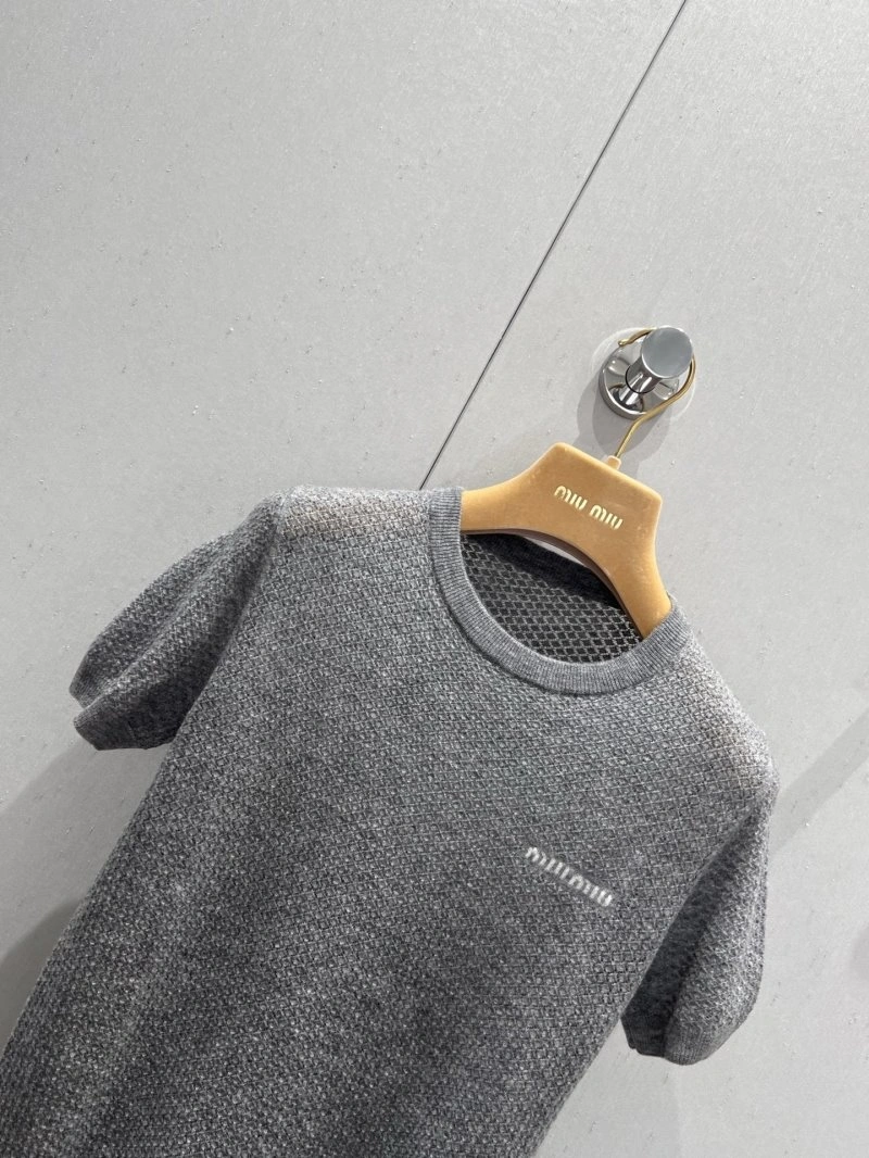 Miu Miu T-Shirts UrbanStyle 148432