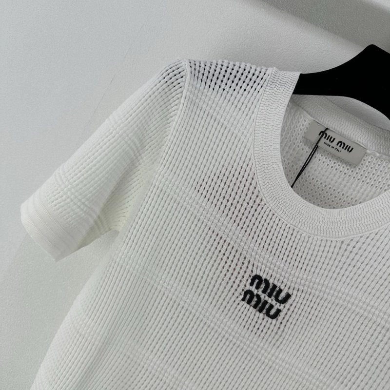 Miu Miu T-Shirts WaterResistant 148412