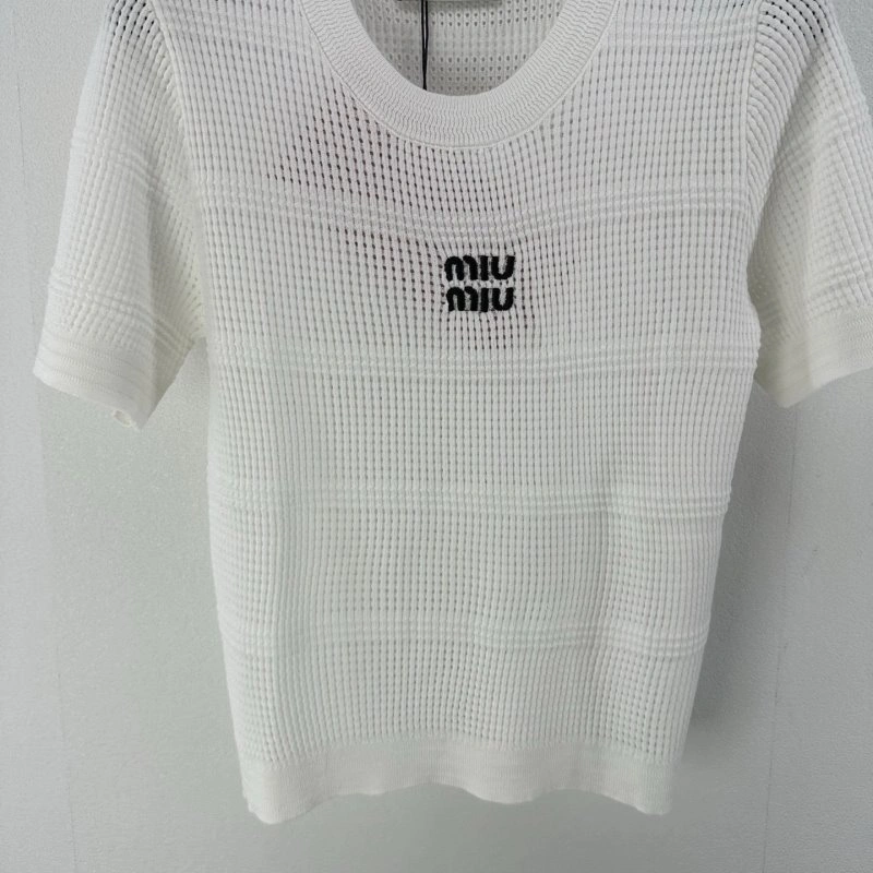 Miu Miu T-Shirts WaterResistant 148412